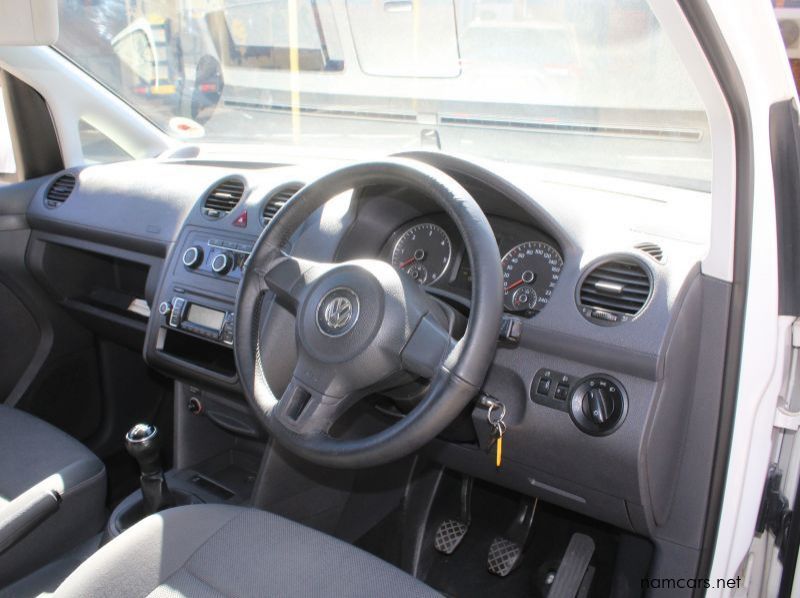 2012 Volkswagen Caddy 2.0 TDI 7 seater pictures