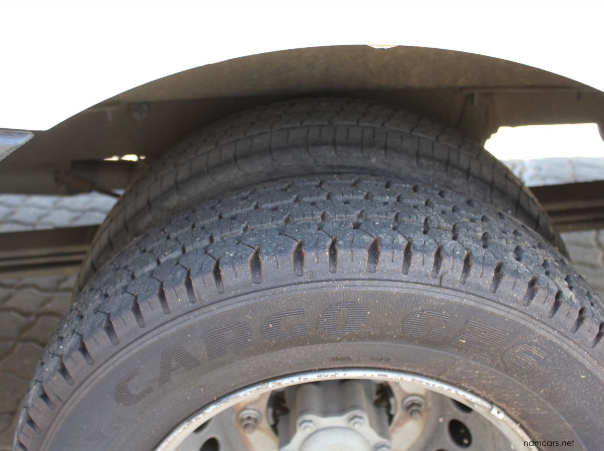 2014 Volkswagen VW CRAFTER 22 SEATER 2.0 TDI 80KW DIESEL pictures