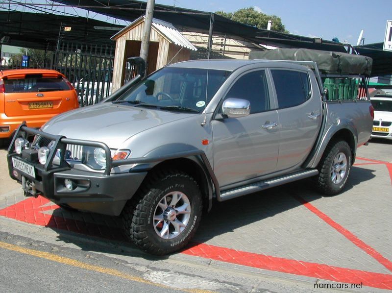 2006 Mitsubishi Triton 3.2 DiD 4x4 pictures