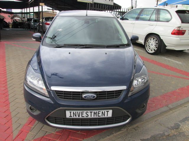 2010 Ford Focus pictures