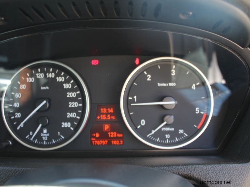 2010 BMW X5 4.0D A/T pictures