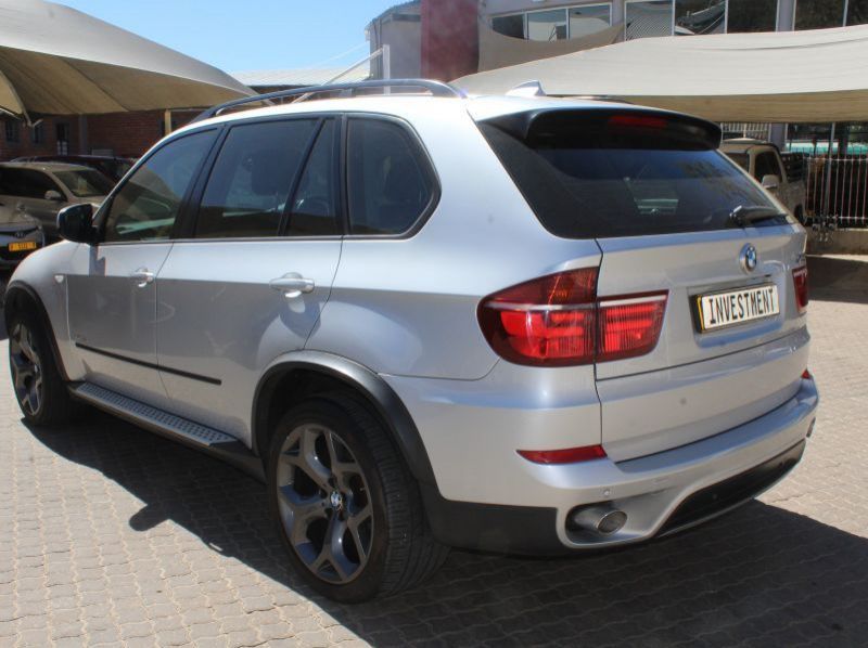2010 BMW X5 4.0D A/T pictures