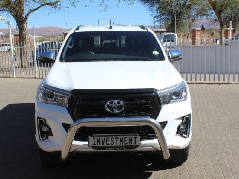 2020 Toyota Hilux Legend 50 D cab 4x4 Auto pictures