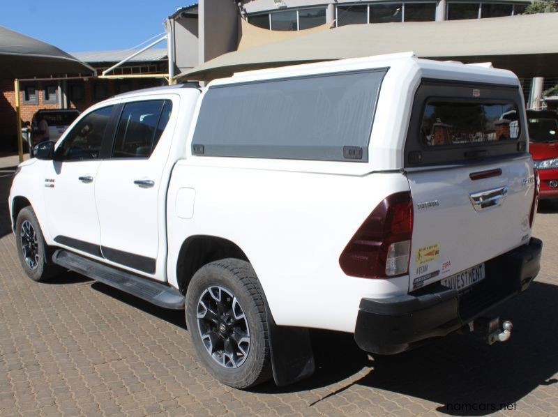 2020 Toyota Hilux Legend 50 D cab 4x4 Auto pictures