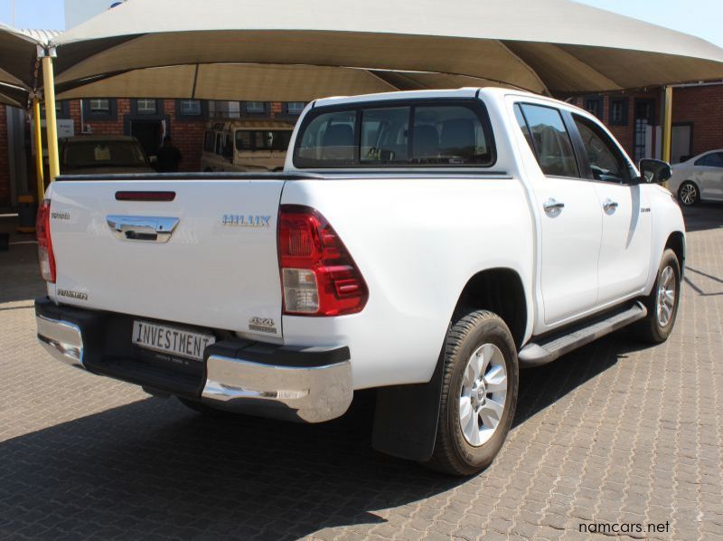 2017 Toyota HILUX 2.8GD6 D/C 4X4 Raider A/T pictures