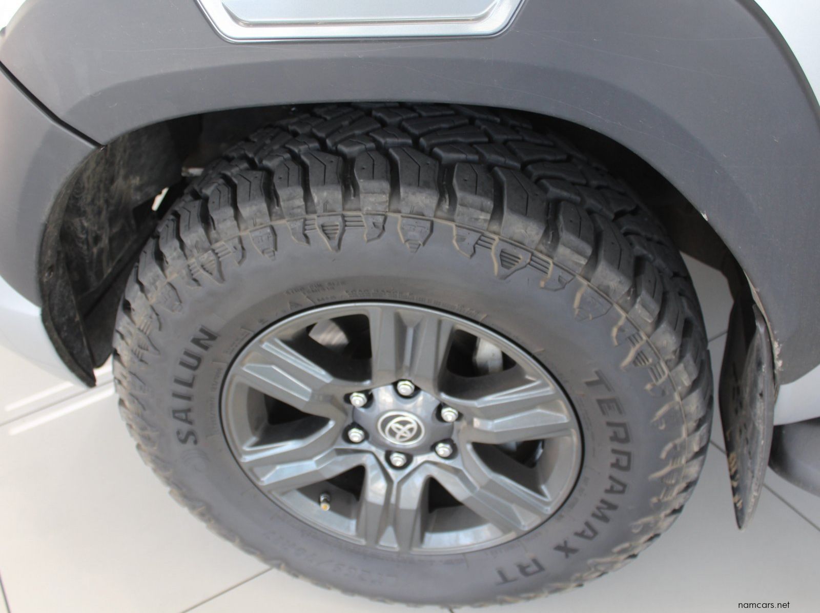 2025 Toyota Hilux Raider DC pictures