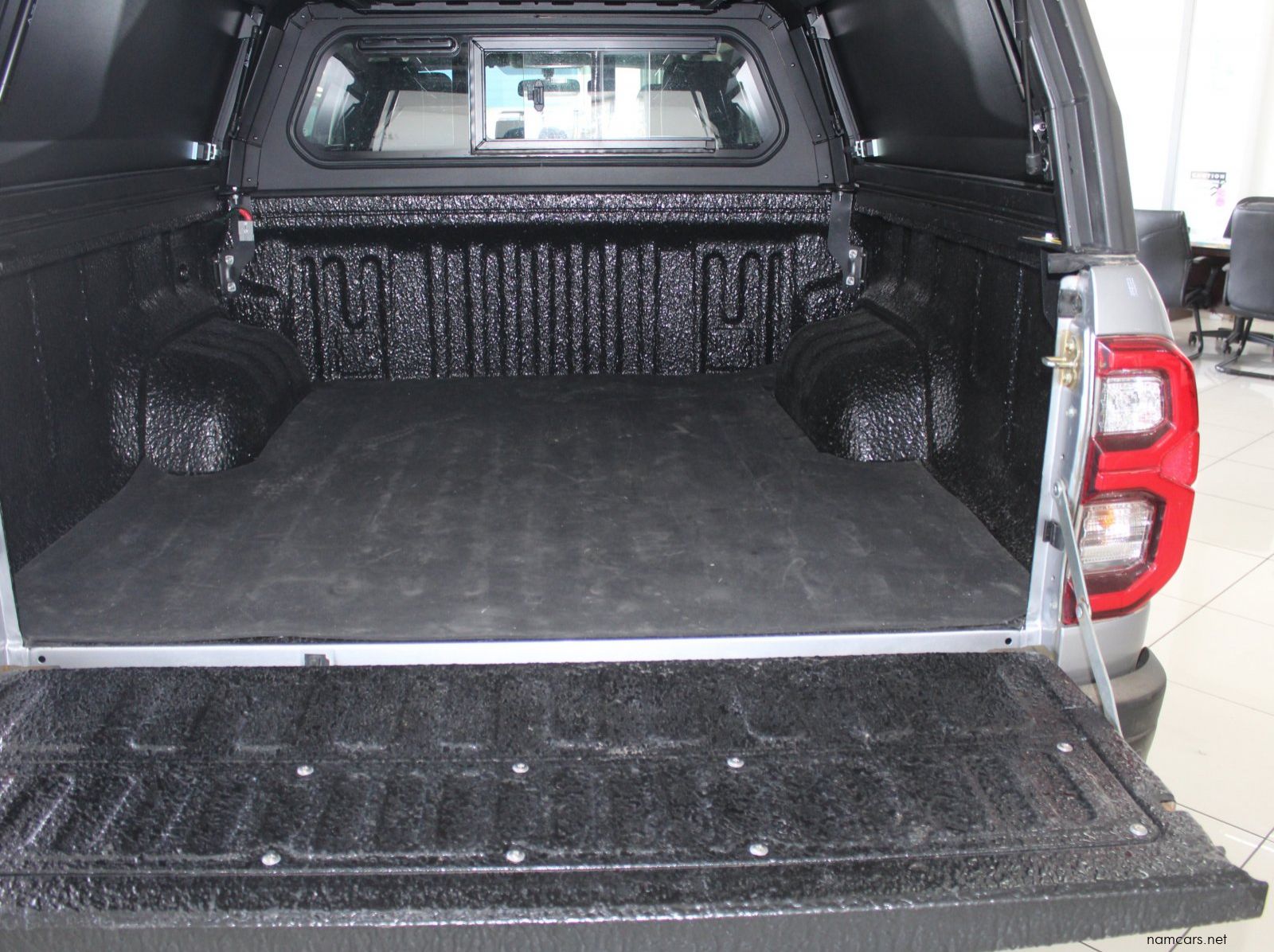 2025 Toyota Hilux Raider DC pictures