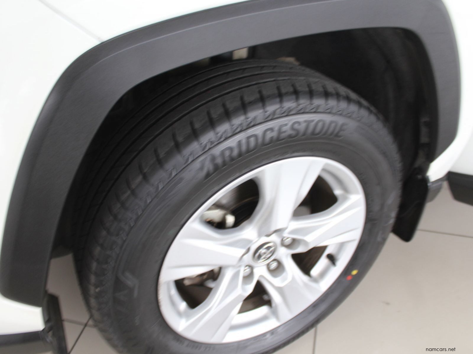 2019 Toyota RAV4 2.0 GX auto pictures