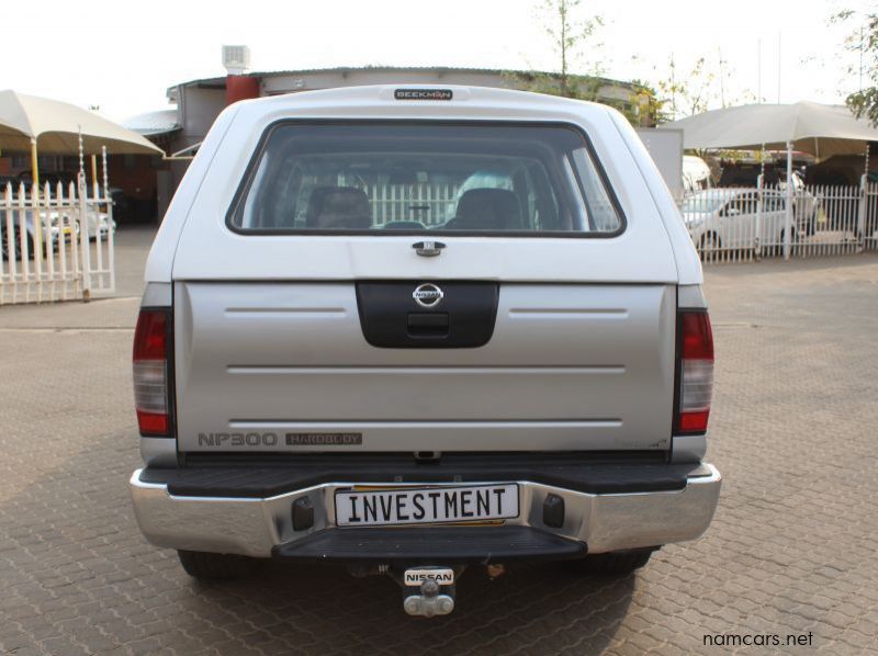 2016 Nissan NP300 2.5CDI D/C 4X4 pictures