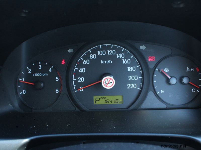 2015 Hyundai H1 2.5 Diesel pictures