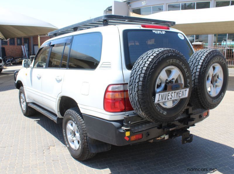 2002 Toyota 100 Series 4.2 TDI 24 Valve pictures