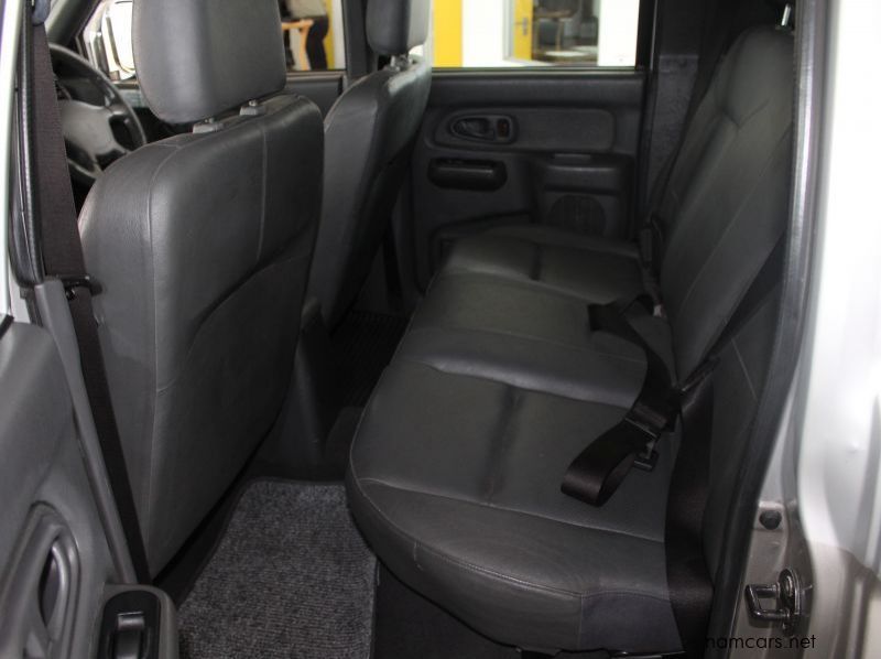 2000 Mitsubishi COLT RODEO V6 D/C 4X4 pictures