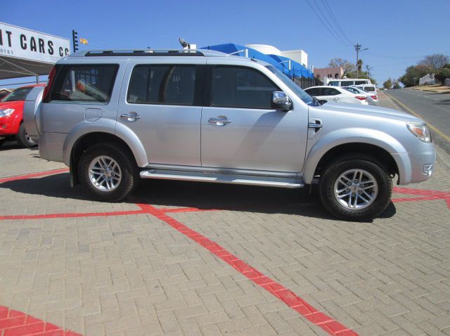 2009 Ford Everest pictures
