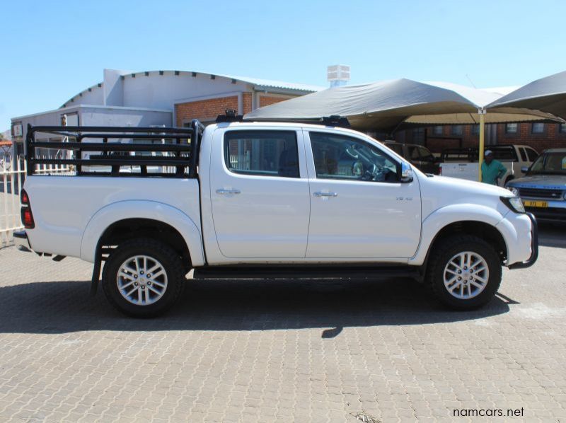 2012 Toyota HILUX 4.0 V6 A/T D/C 4X4 pictures