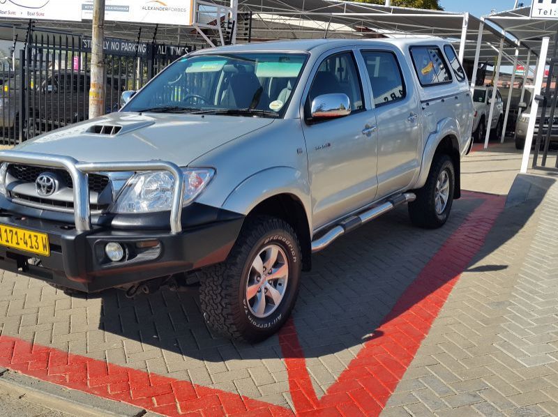 2011 Toyota 3.0 D4D pictures