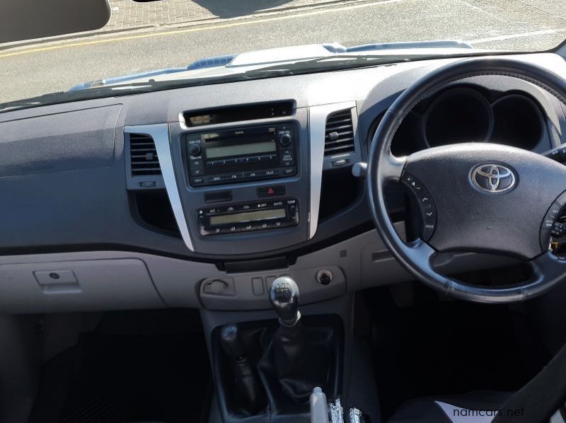 2011 Toyota 3.0 D4D pictures