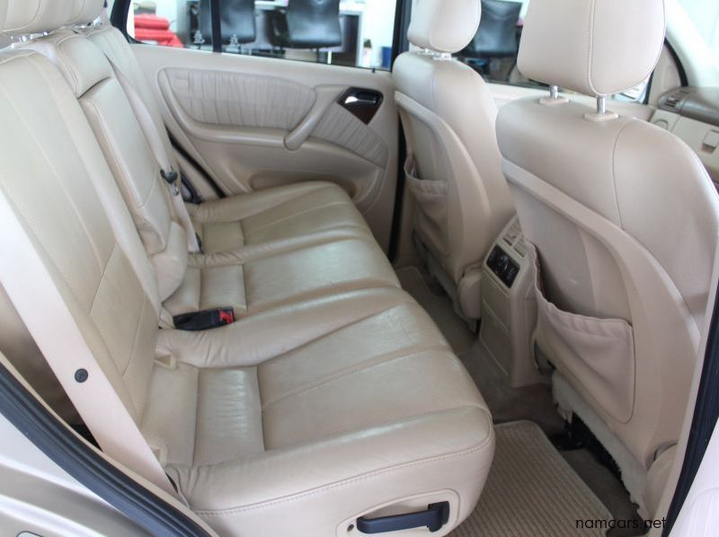 2002 Mercedes-Benz ML 500 V8 A/T AWD pictures