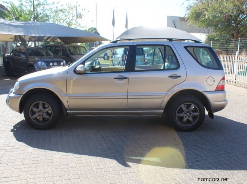 2002 Mercedes-Benz ML 500 V8 A/T AWD pictures