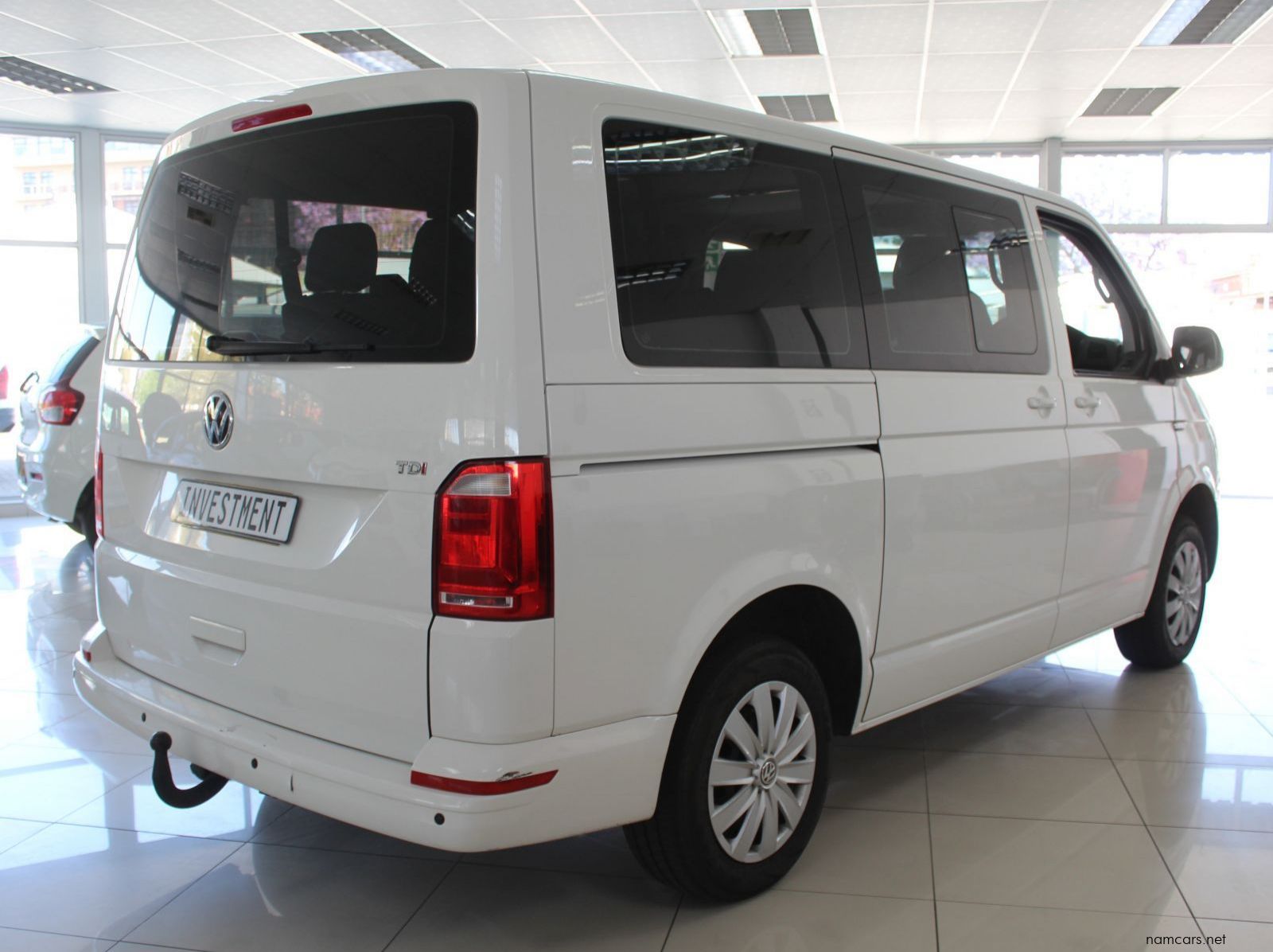 2017 Volkswagen Kombi 2.0 TDI Trend pictures