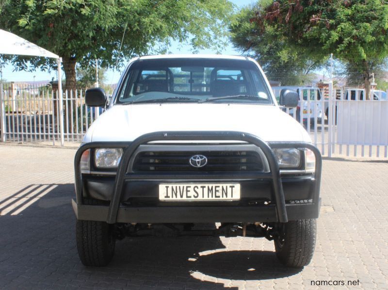 1994 Toyota Hilux 2.4 Diesel 4x4 S Cab pictures