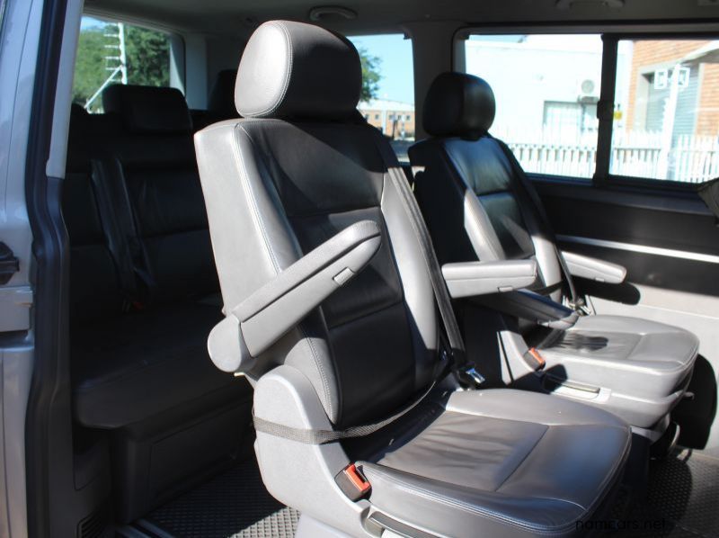 2012 Volkswagen KOMBI 2.0TDI DSG 4MOTION pictures