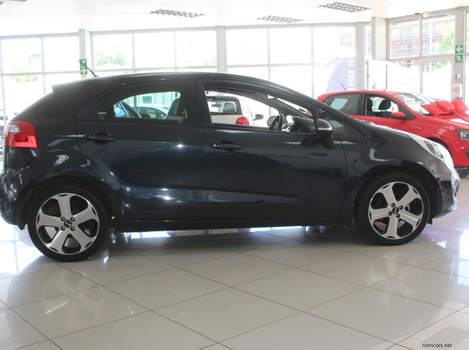 2015 Kia Rio 1.4i Tec pictures