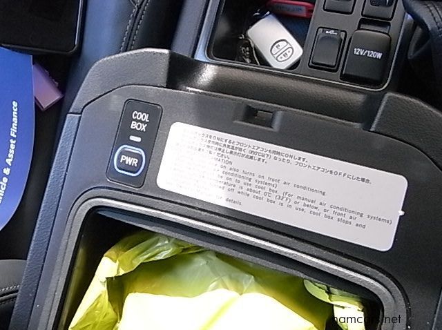 2017 Toyota Prado VX 4.0 V6 7 seater pictures