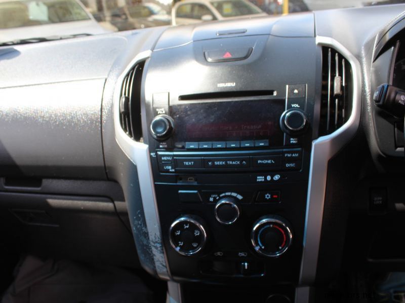 2016 Isuzu KB 300 D-TEC S/C 4X4 pictures