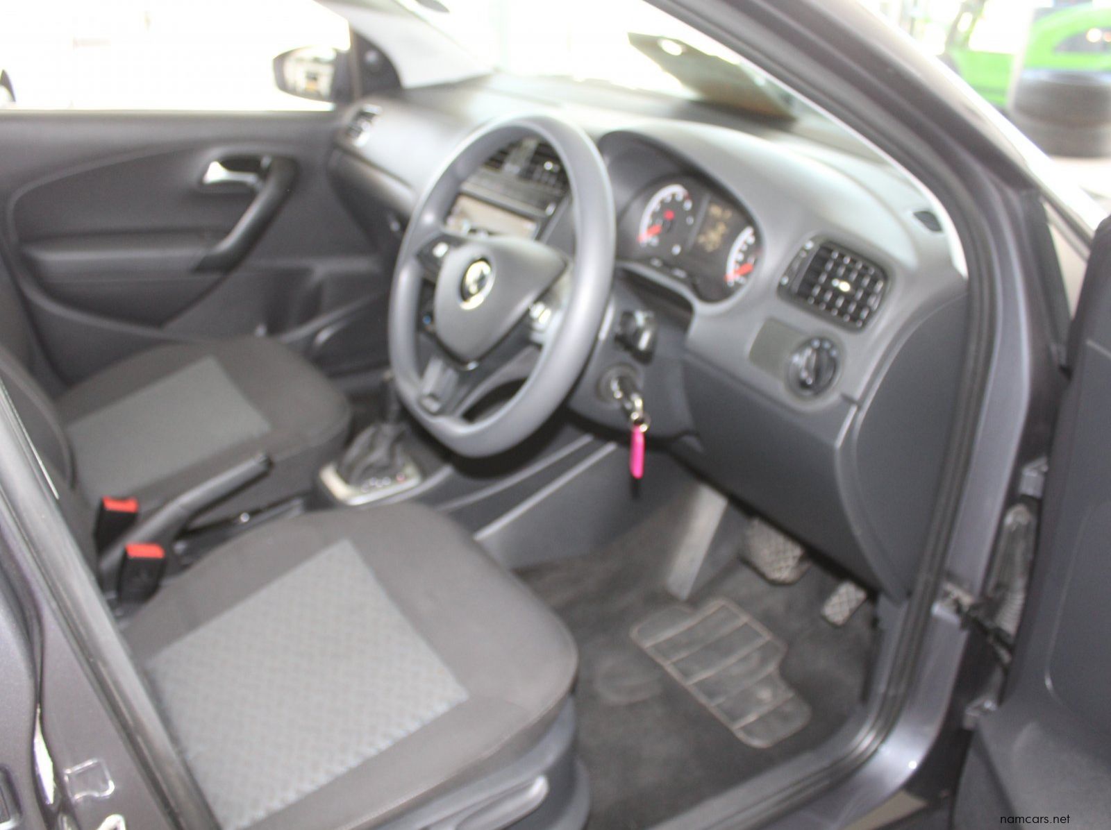 2025 Volkswagen Polo Vivo 1.6i  Auto pictures