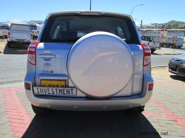 2010 Toyota Rav pictures