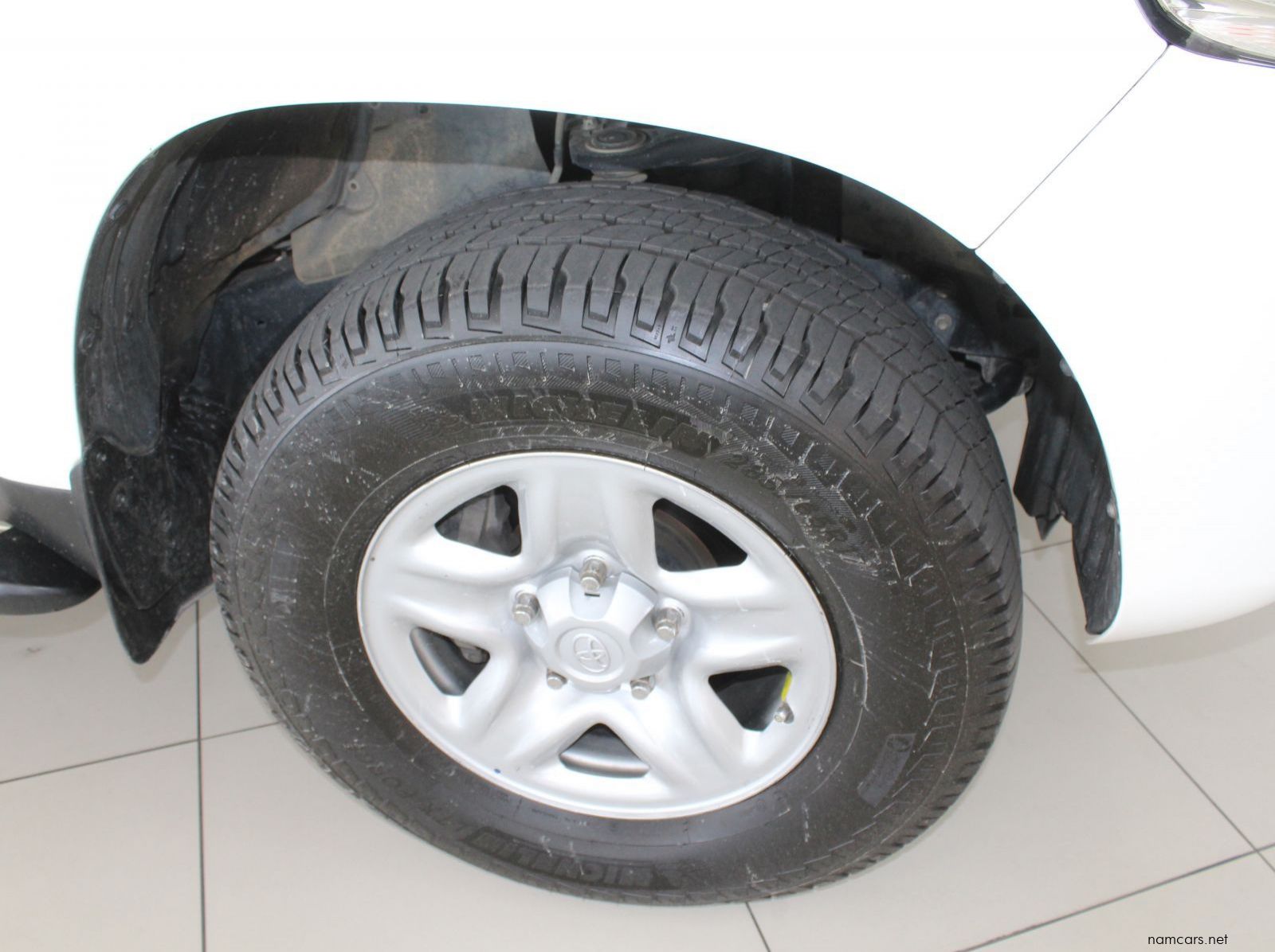 2016 Toyota GX-R 200 Series Land cruiser V8 pictures