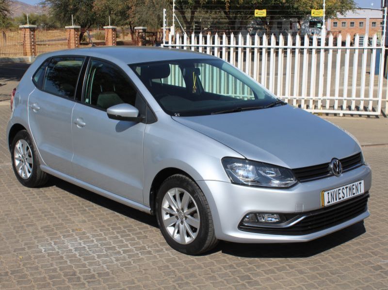 2016 Volkswagen POLO TSI Comfortline pictures