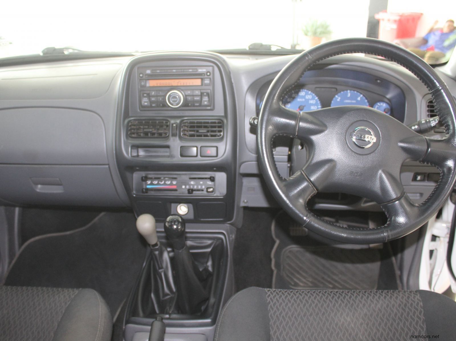 2021 Nissan Nissan NP300 Hardbody pictures