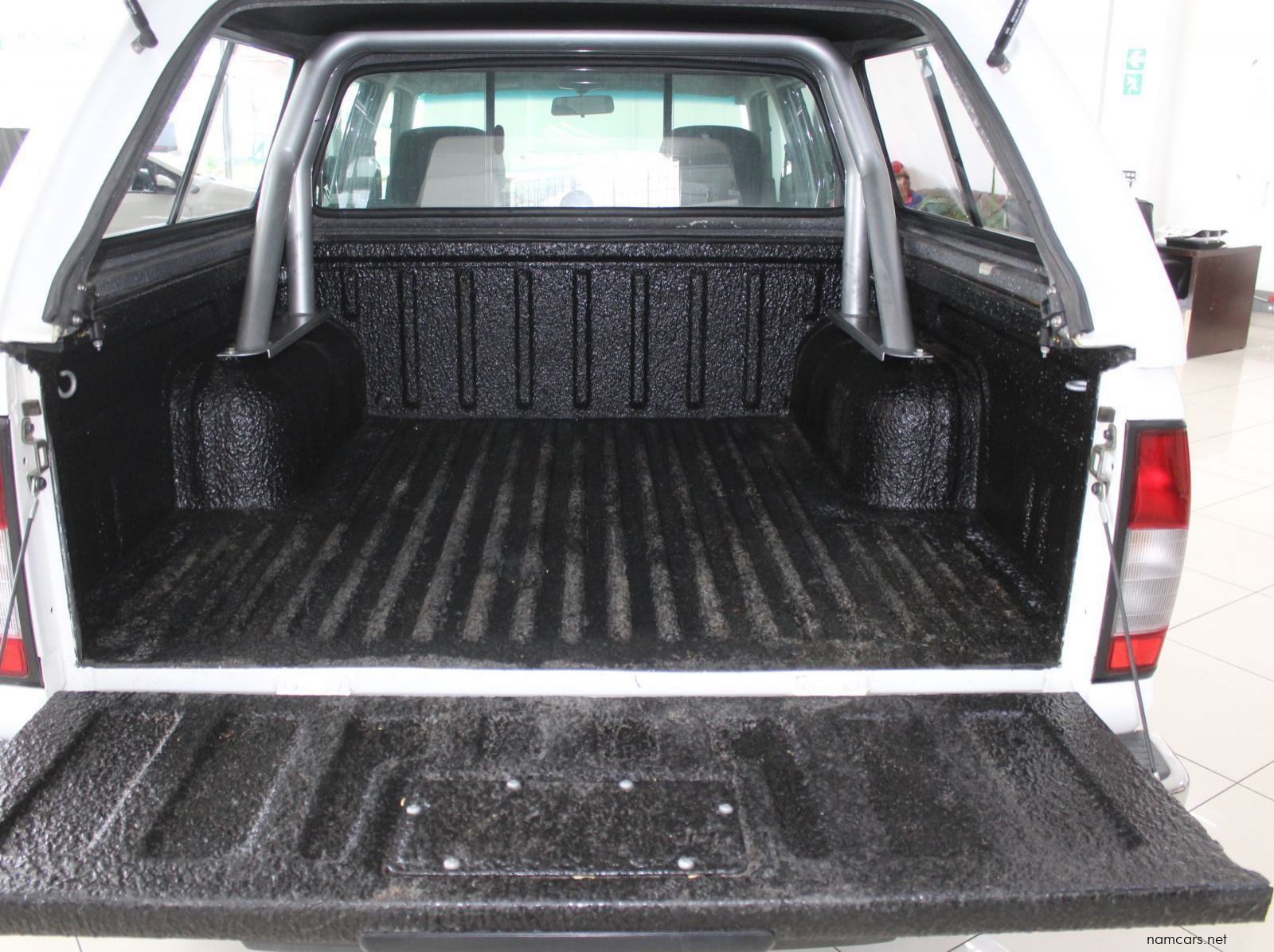 2021 Nissan Nissan NP300 Hardbody pictures