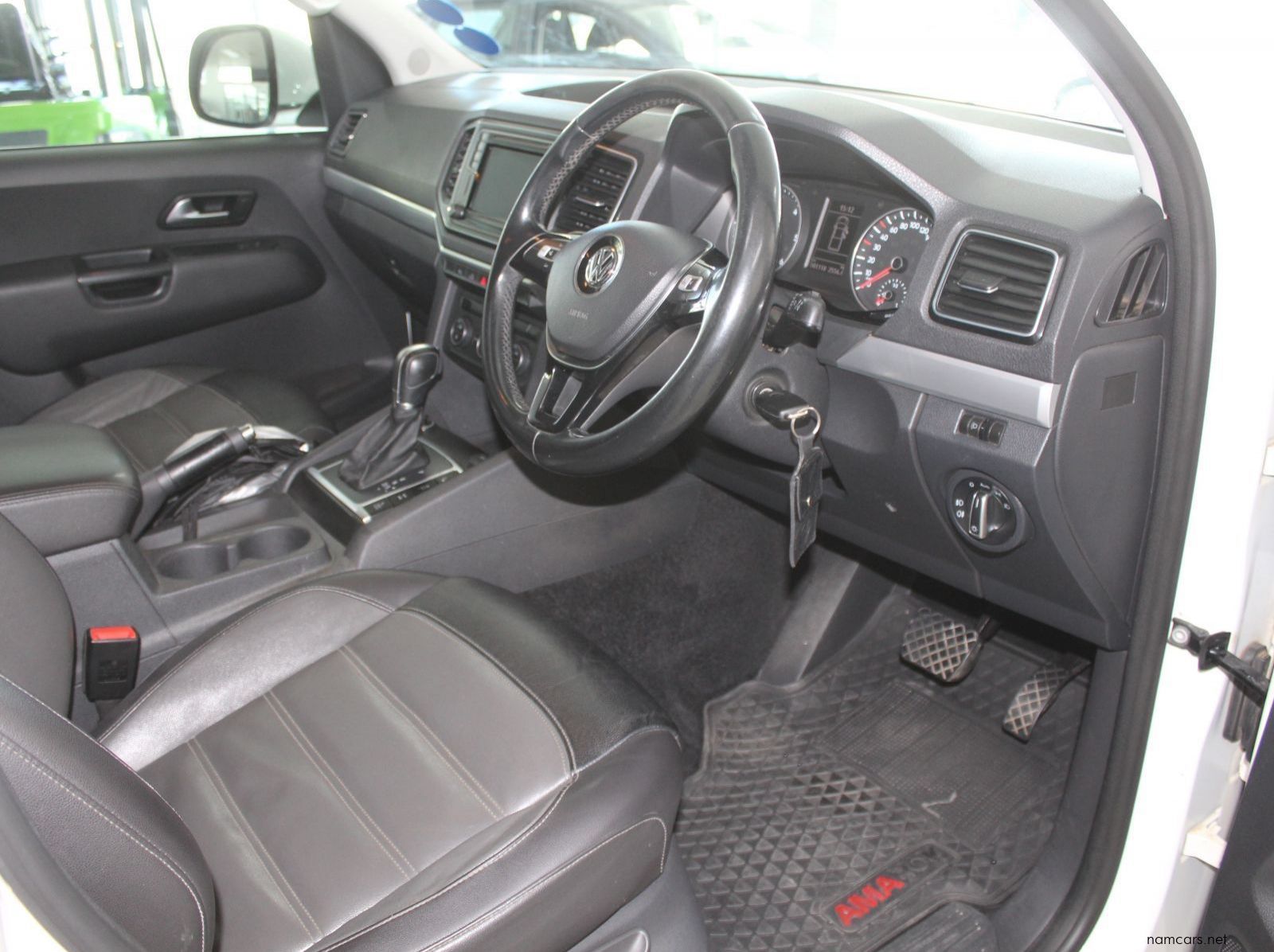 2018 Volkswagen Amarok 4 Mot pictures