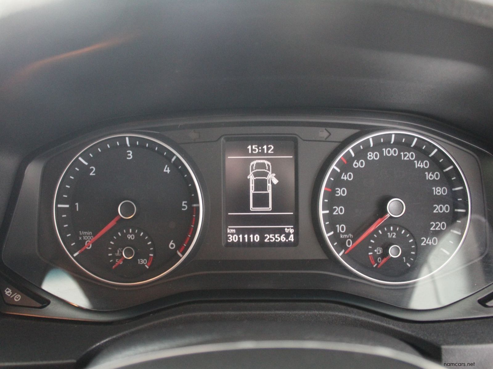 2018 Volkswagen Amarok 4 Mot pictures