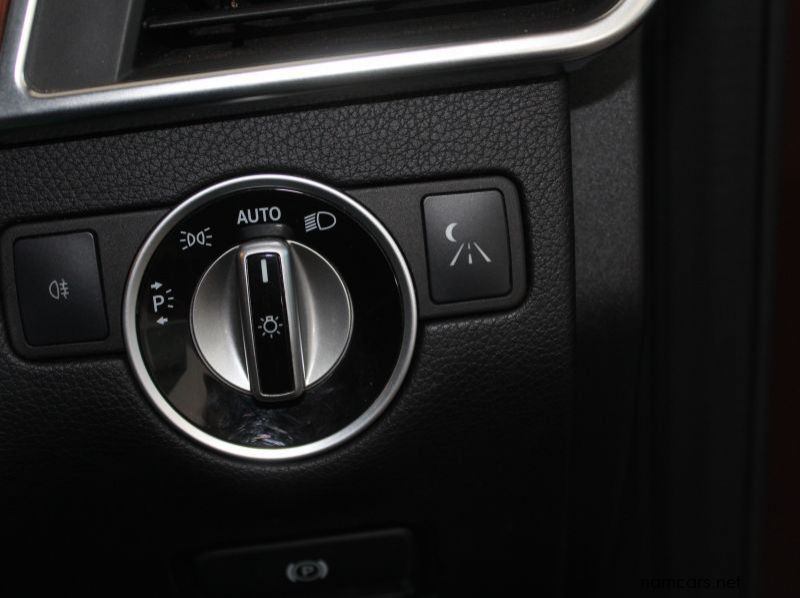 2013 Mercedes-Benz ML350 CDI Bluetech pictures