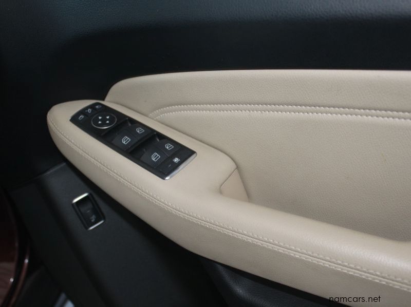 2013 Mercedes-Benz ML350 CDI Bluetech pictures