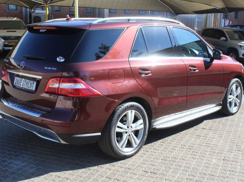 2013 Mercedes-Benz ML350 CDI Bluetech pictures