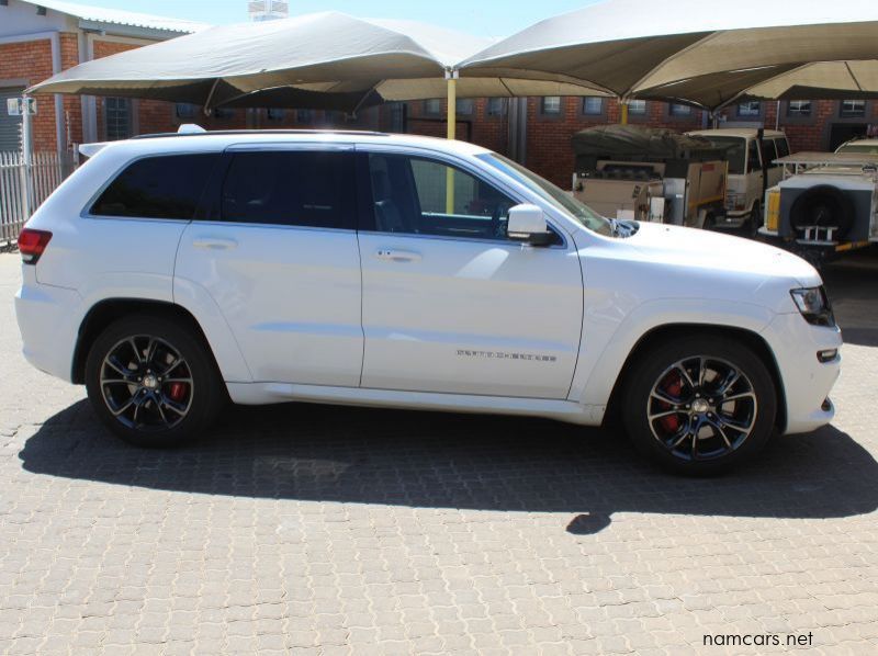 2014 Jeep GRAND CHEROKEE SRT8 pictures