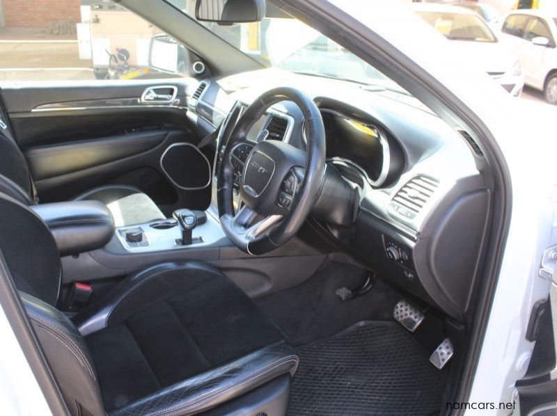 2014 Jeep GRAND CHEROKEE SRT8 pictures