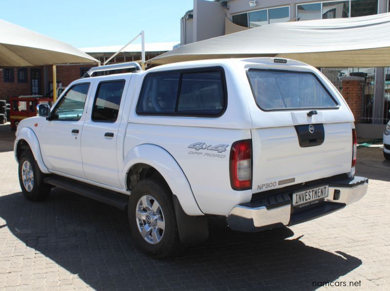 2019 Nissan NP300 2.5TDI D/C 4X4 pictures