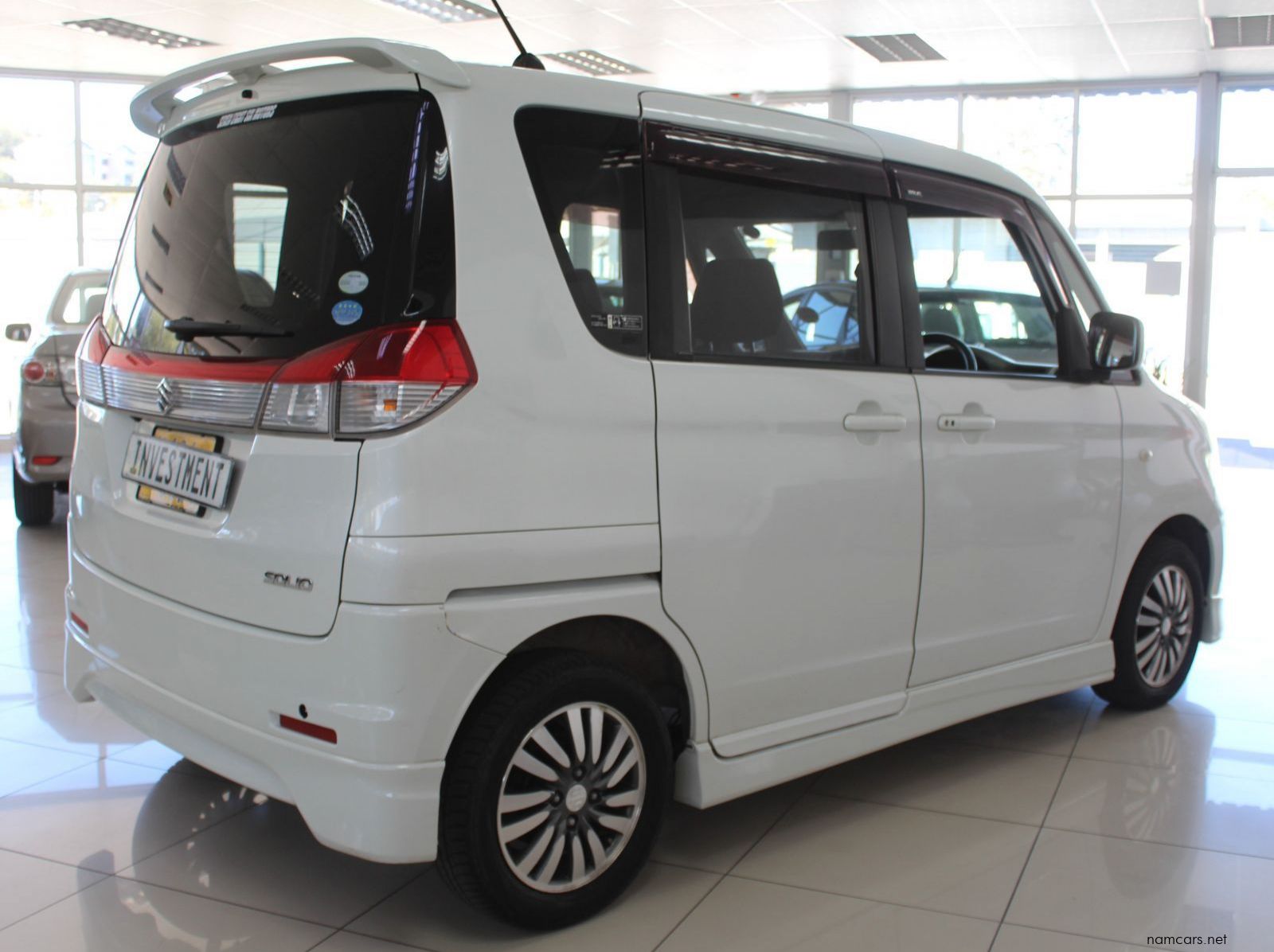 2011 Suzuki Solio pictures