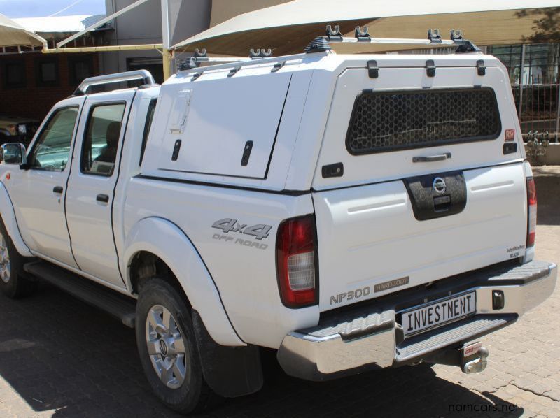 2018 Nissan NP300 2.5 TDI D cab 4x4 pictures