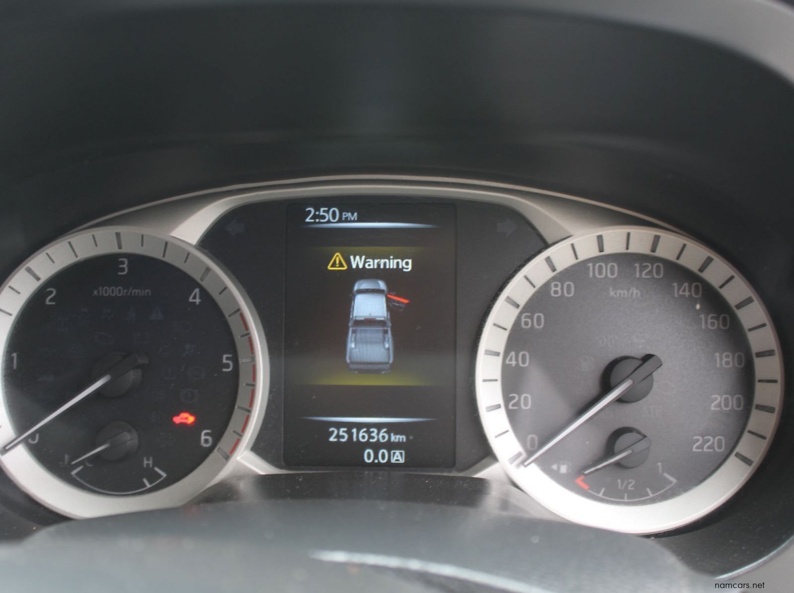 2017 Nissan Navarra 2.3 TDI  DC 4x4 Auto pictures