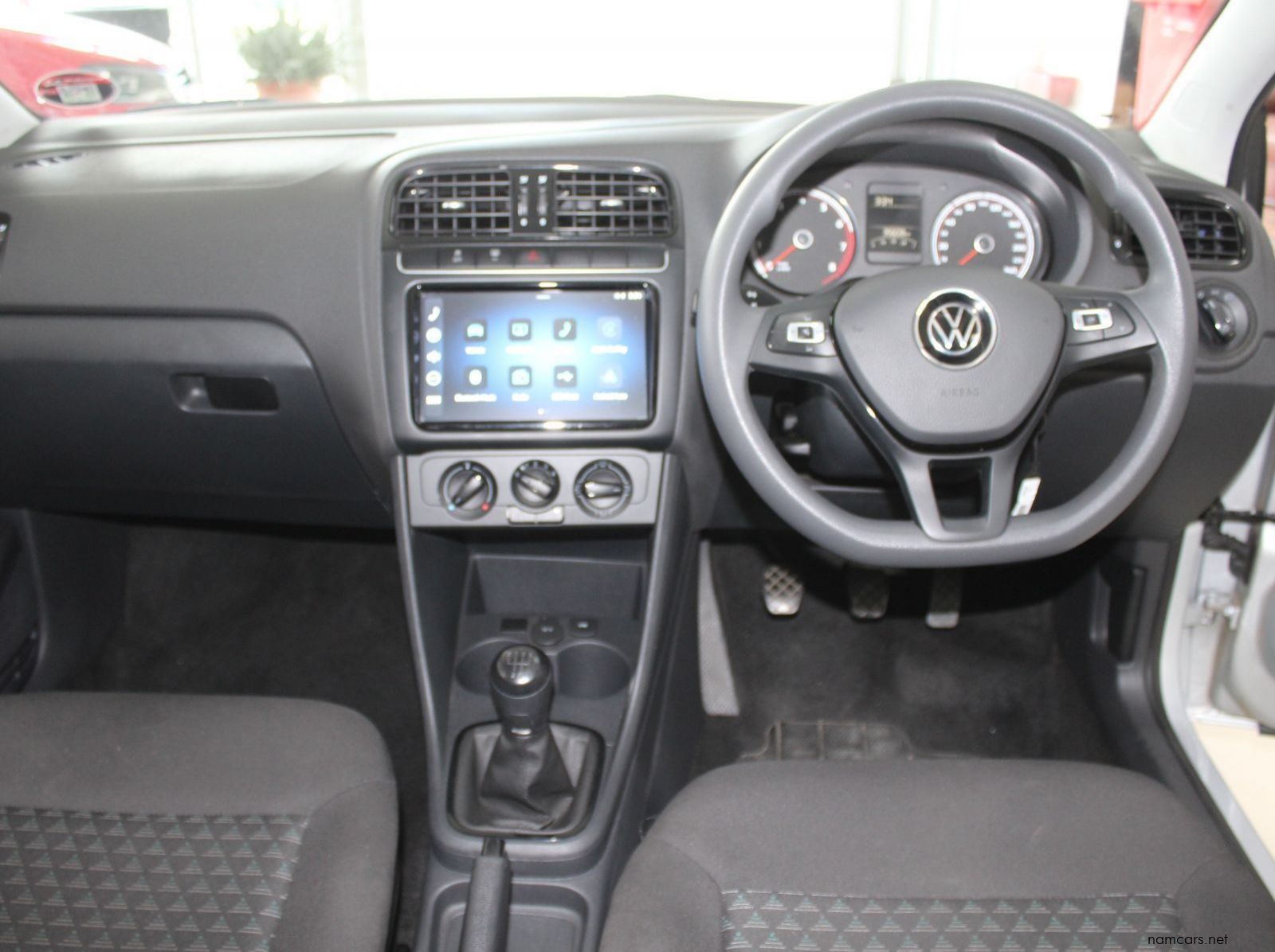 2025 Volkswagen Polo Vivo 1.4i Hatch pictures