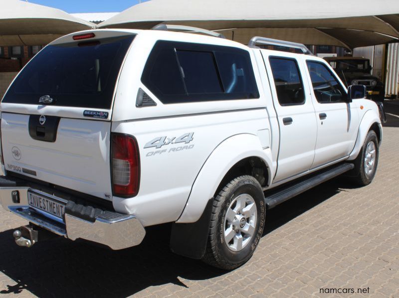 2019 Nissan NP300 2.5 TDI D cab 4x4 pictures