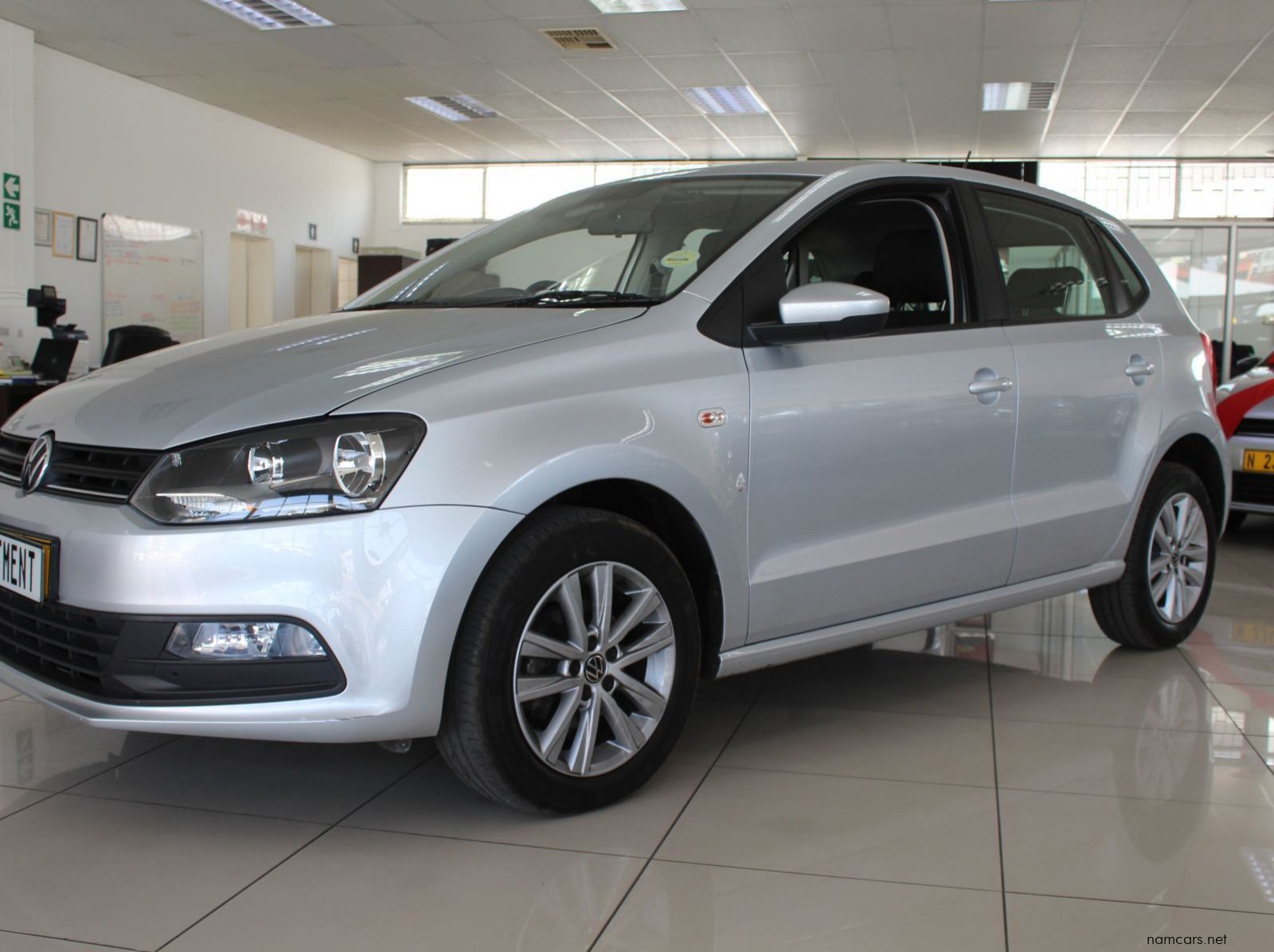2024 Volkswagen Vw Polo Vivo Comfortline 1.6i Auto pictures