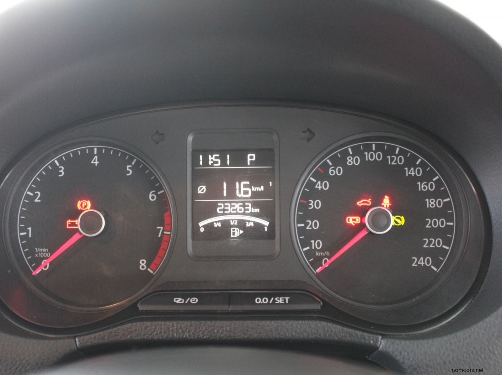 2024 Volkswagen Vw Polo Vivo Comfortline 1.6i Auto pictures