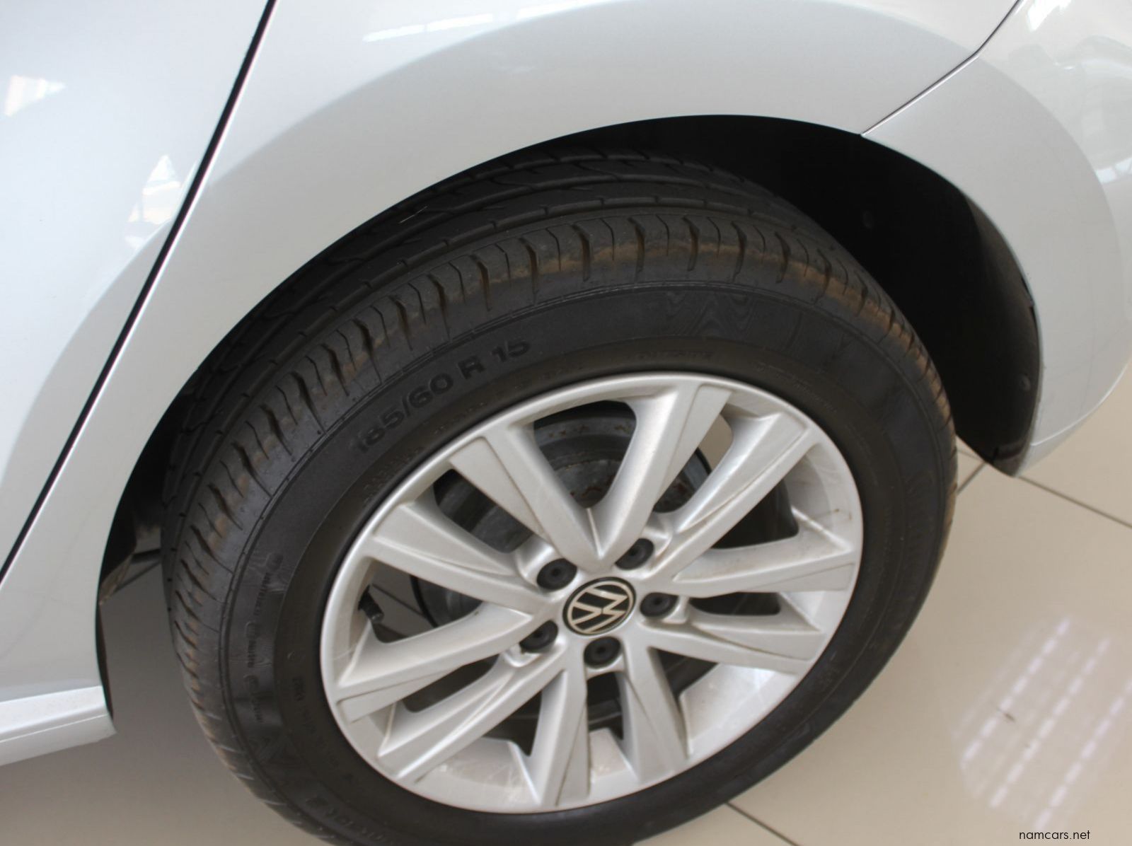 2024 Volkswagen Vw Polo Vivo Comfortline 1.6i Auto pictures